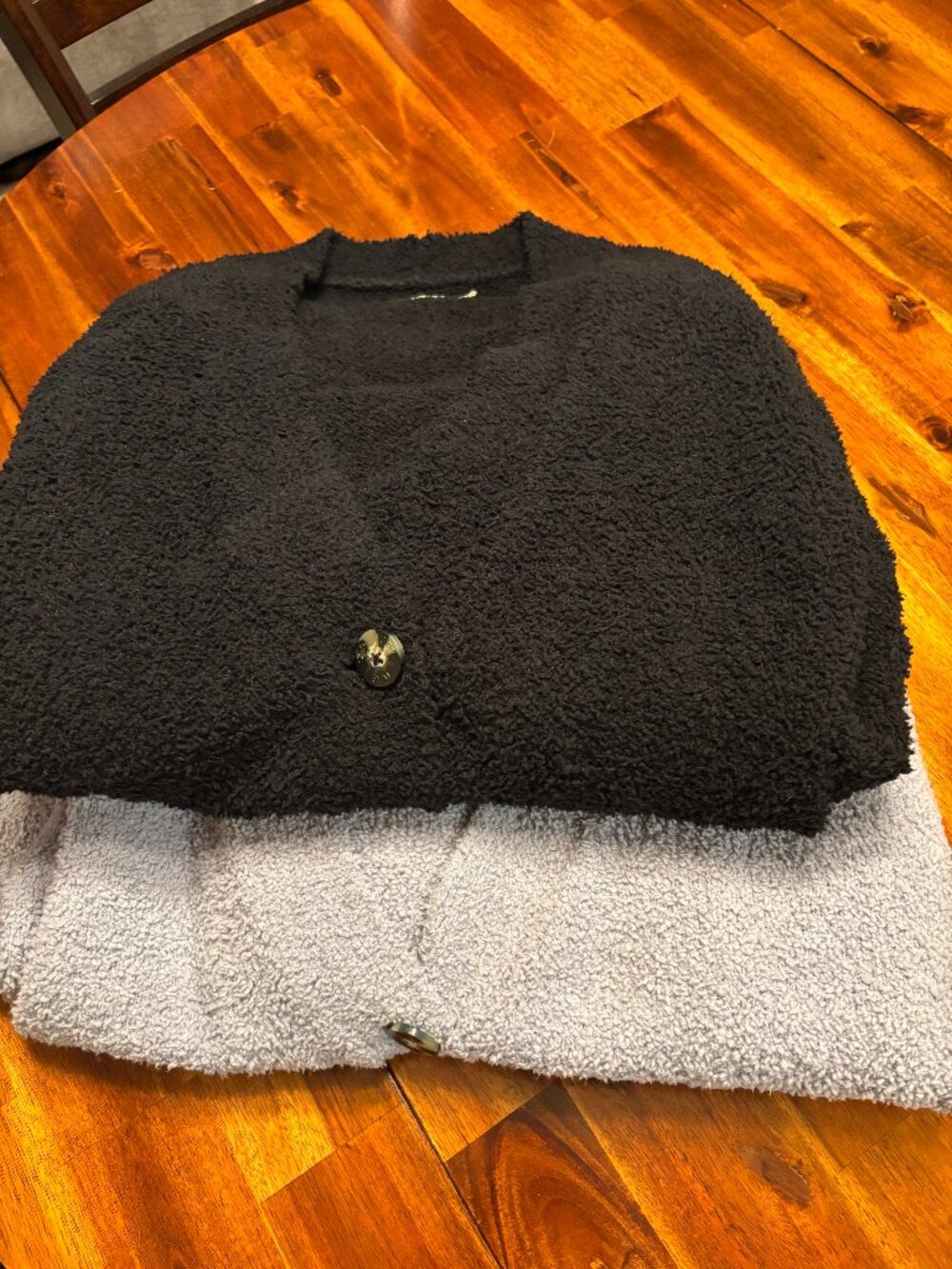 UGG Sweaters (2) Medium